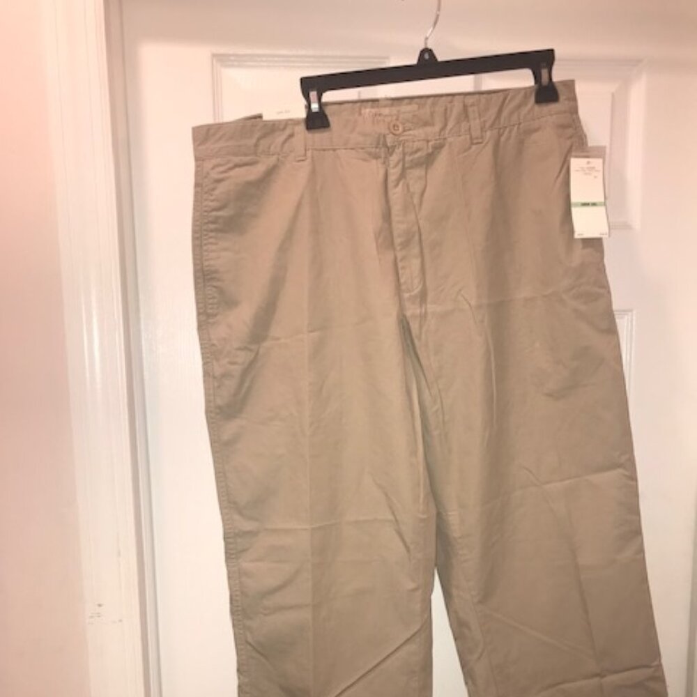 FINE NWT CALVIN KLEIN 34W 30L 100% Cotton FLAT FRONT STRAIGHT LEG PANTS